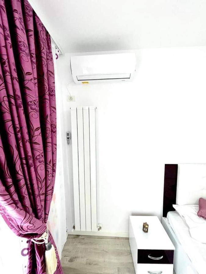 Studio Velier Mamaia Nord Luaran gambar