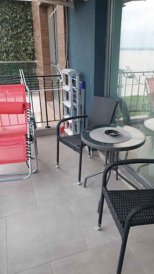 Studio Velier Mamaia Nord Luaran gambar